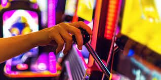 shwe666 မိုဘိုင်းအက်ပ် Myanmar National League Live Betting Esports Slots Interface